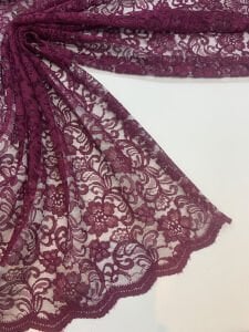 Mürdüm Kordone Dantel Kumaş – Çiçek Desenli