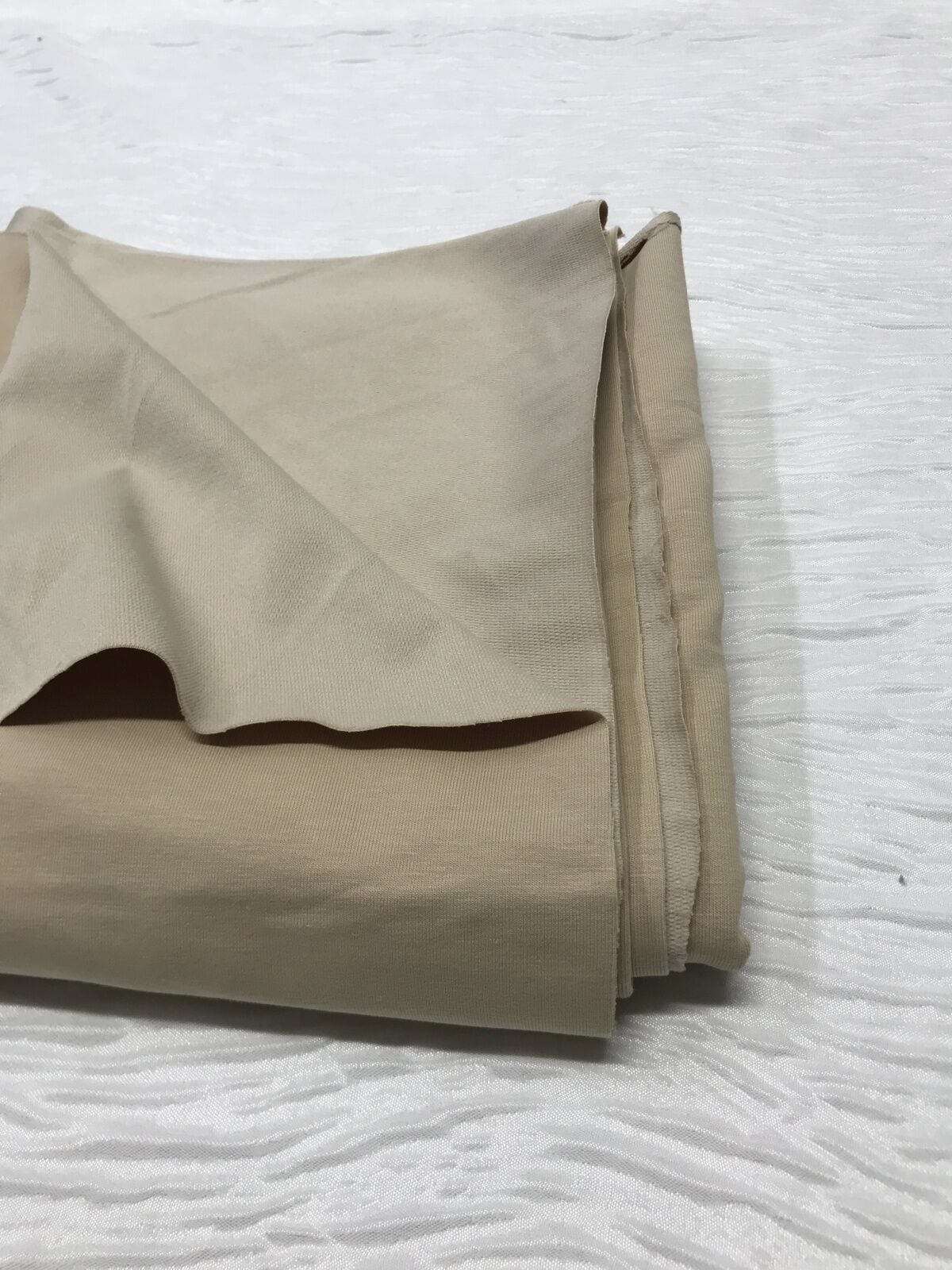 Diz Yapmaz Esnek 2 İplik Kumaş, Parça 95x180 cm - Krem