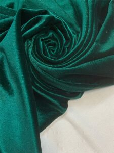 İpek Kadife Kumaş Likralı Dökümlü Elbiselik Zümrüt Yeşili