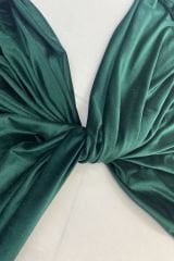 Zümrüt Yeşili Kadife Kumaş Likralı Dökümlü Elbiselik