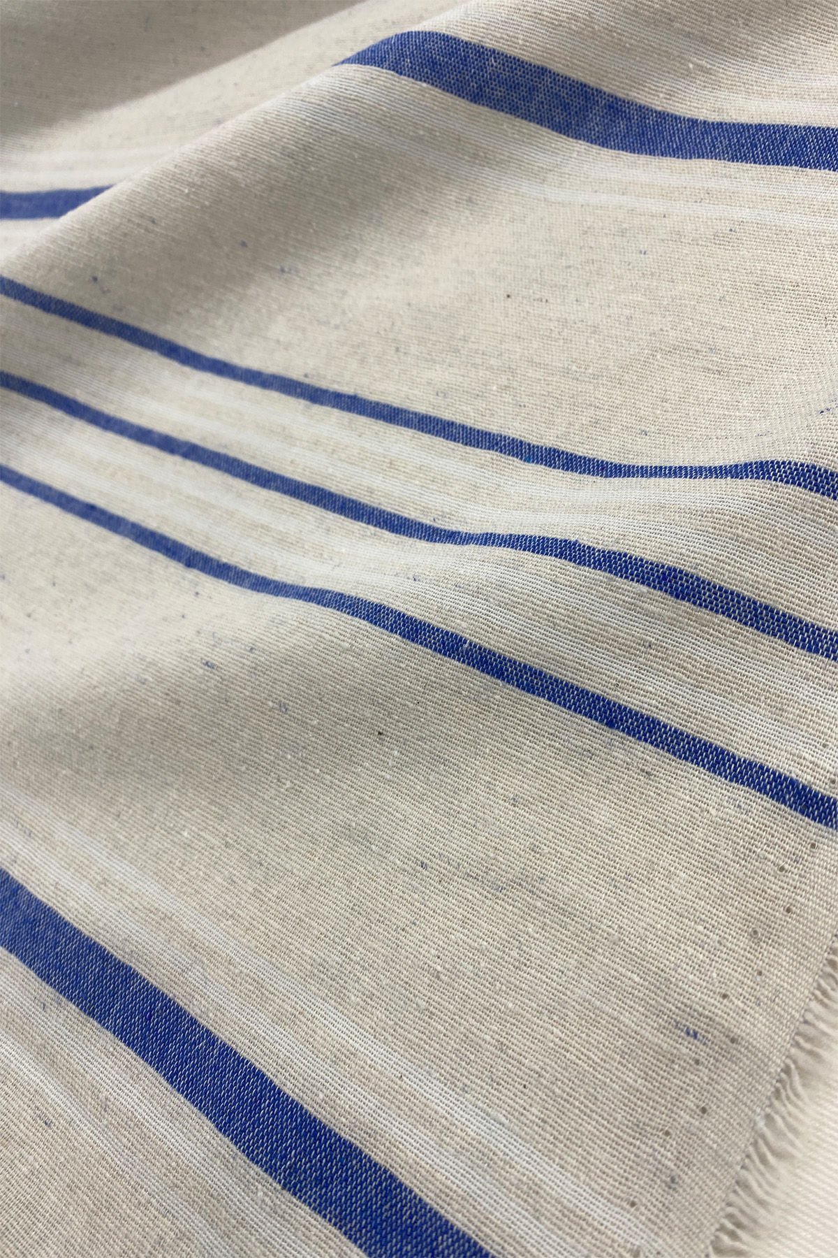Keten Görünümlü Kumaş Mavi Krem Çizgili