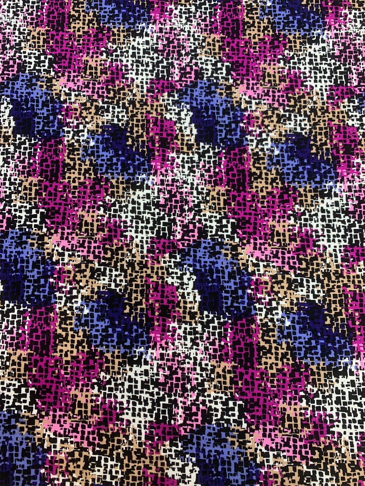 Desenli Viskon Penye Kumaş Dökümlü Esnek Elbiselik - Fuşya Mavi Mozaik Desenli