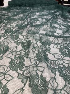 Zümrüt Yeşil İnce Dantel Kumaş – Çiçek Desenli