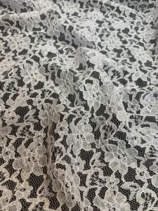 Beyaz İnce Dantel Kumaş – Çiçek Desenli