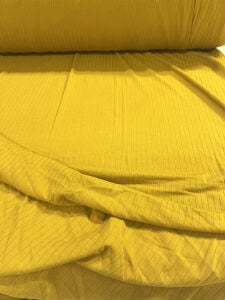 Hardal Rengi Dökümlü Esnek Penye Viskon Triko Kumaş