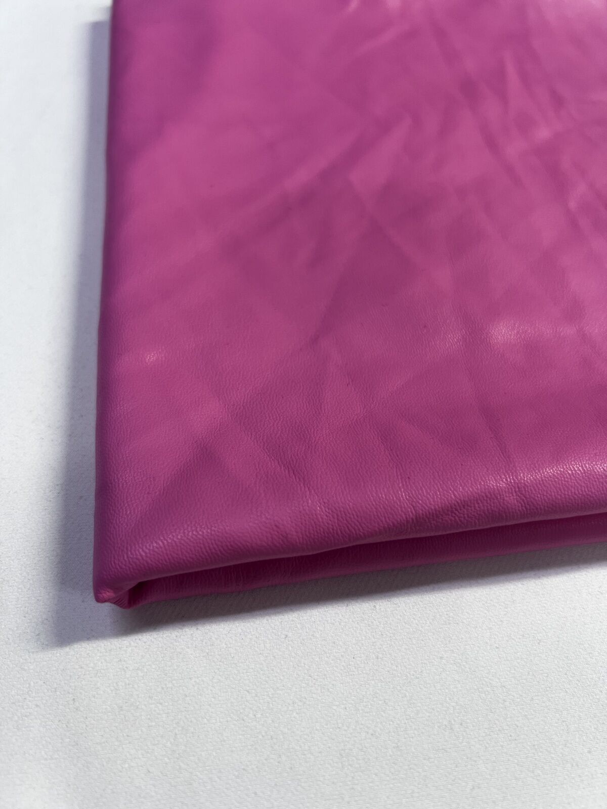 Pembe Deri Kumaş (Suni) – Parça 45x60 cm