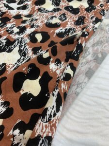 Desenli Viskon Penye Kumaş Dökümlü Esnek Elbiselik - Kahve Leopar Desen