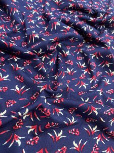 Desenli Viskon Penye Kumaş Dökümlü Esnek Elbiselik - Lacivert Kırmızı Dallı Desen