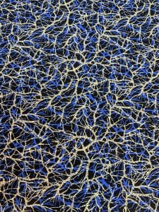 Desenli Viskon Penye Kumaş Dökümlü Esnek Elbiselik - Siyah Zemin Mavi Krem Soyut Desen