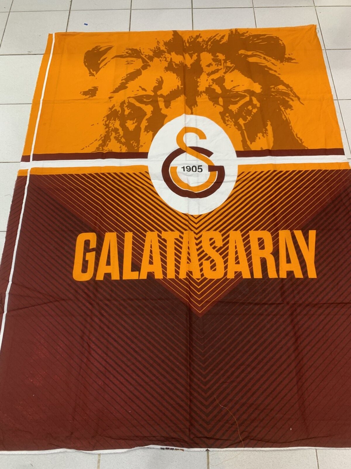 Nevresimlik Kumaş, Parça 120x180 cm Galatasaray Desenli