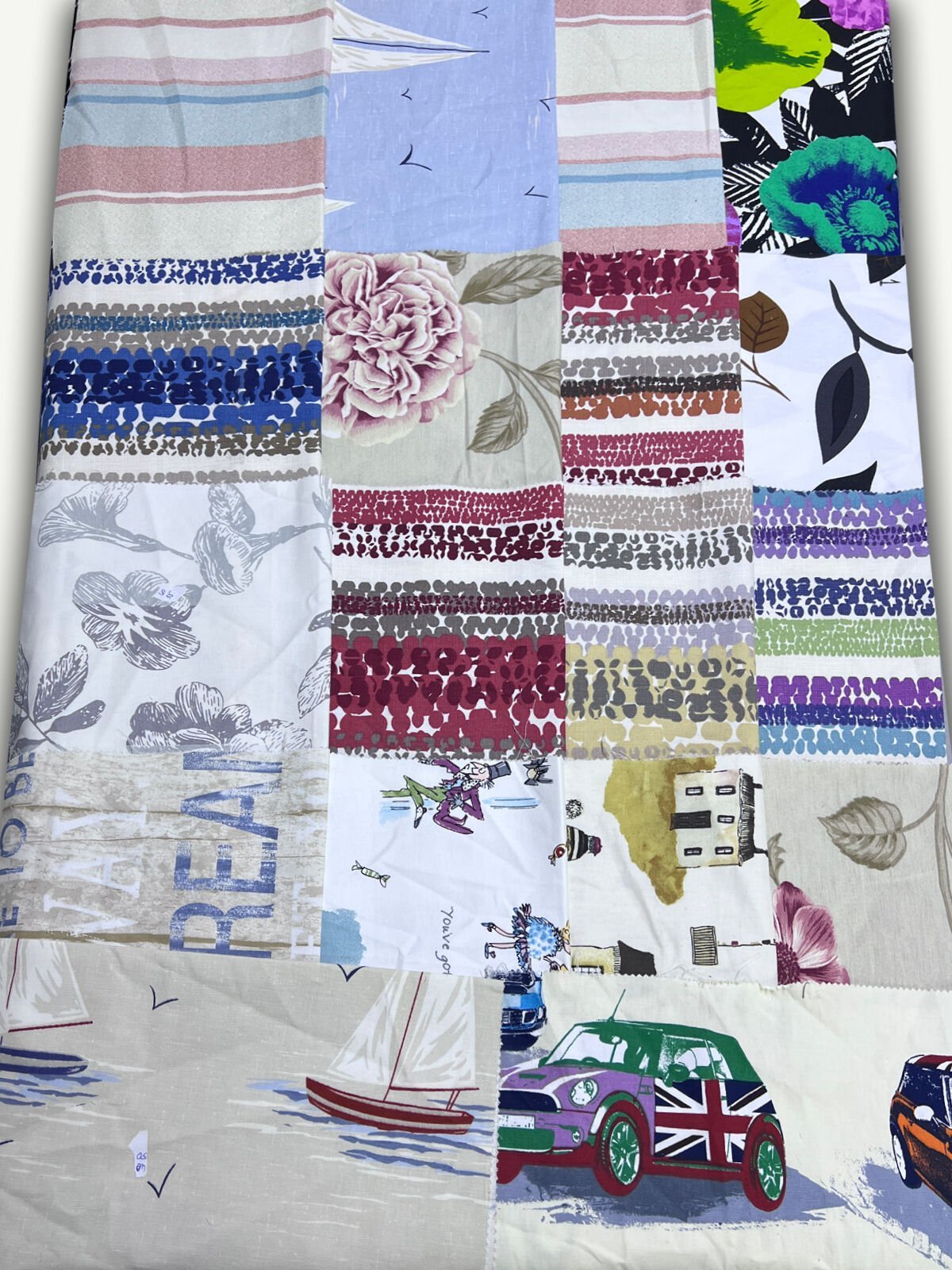 Duck Kumaş Desenli, Parça 40x50 cm 18 adet Patchwork Kumaşları