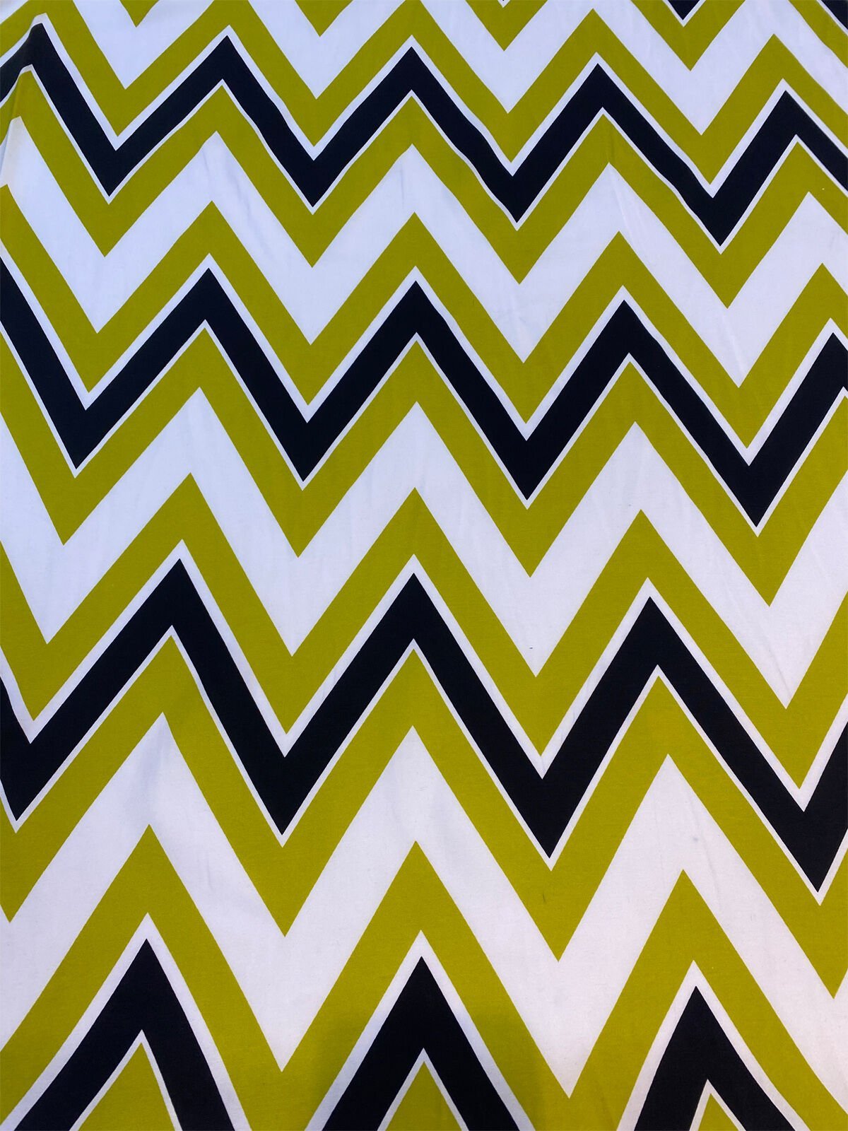 Zigzag Desenli Dökümlü Pamuk Kumaş