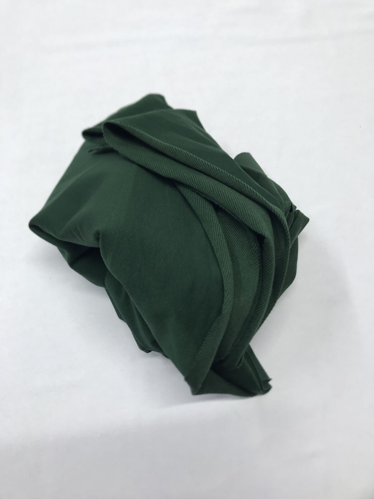 Diz Yapmaz 2 İplik Kumaş, Parça 100x180 cm Zümrüt Yeşili