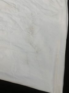 Beyaz Pamuk Polyester Lakost Kumaş, Parça 125x190 cm (HAFİF KİRLİ)