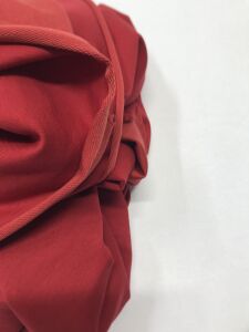 Diz Yapmaz 2 İplik Kumaş, Parça 105x190 cm Kırmızı