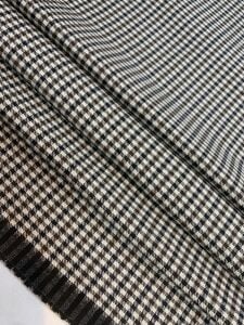 Mini Kare Desenli Klasik Takımlık Dış Giyim Kumaşı – Siyah Bej
