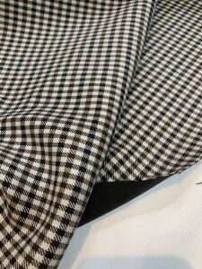 Mini Kare Desenli Klasik Takımlık Dış Giyim Kumaşı – Siyah Bej