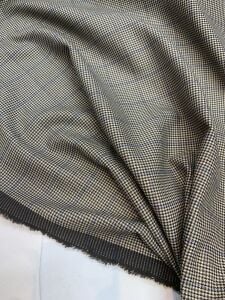 Ekose Kazayağı Desenli Klasik Takımlık Dış Giyim Kumaşı – Bej Siyah