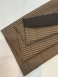 Ekose Kazayağı Desenli Klasik Takımlık Dış Giyim Kumaşı – Camel Siyah