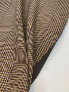 Ekose Kazayağı Desenli Klasik Takımlık Dış Giyim Kumaşı – Camel Siyah