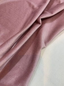 İpek Kadife Kumaş Likralı Dökümlü Elbiselik Pudra