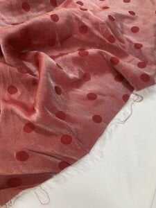 Jakarlı Monaray Kumaş, Parça 220x150 cm Bordo Puanlı Desen